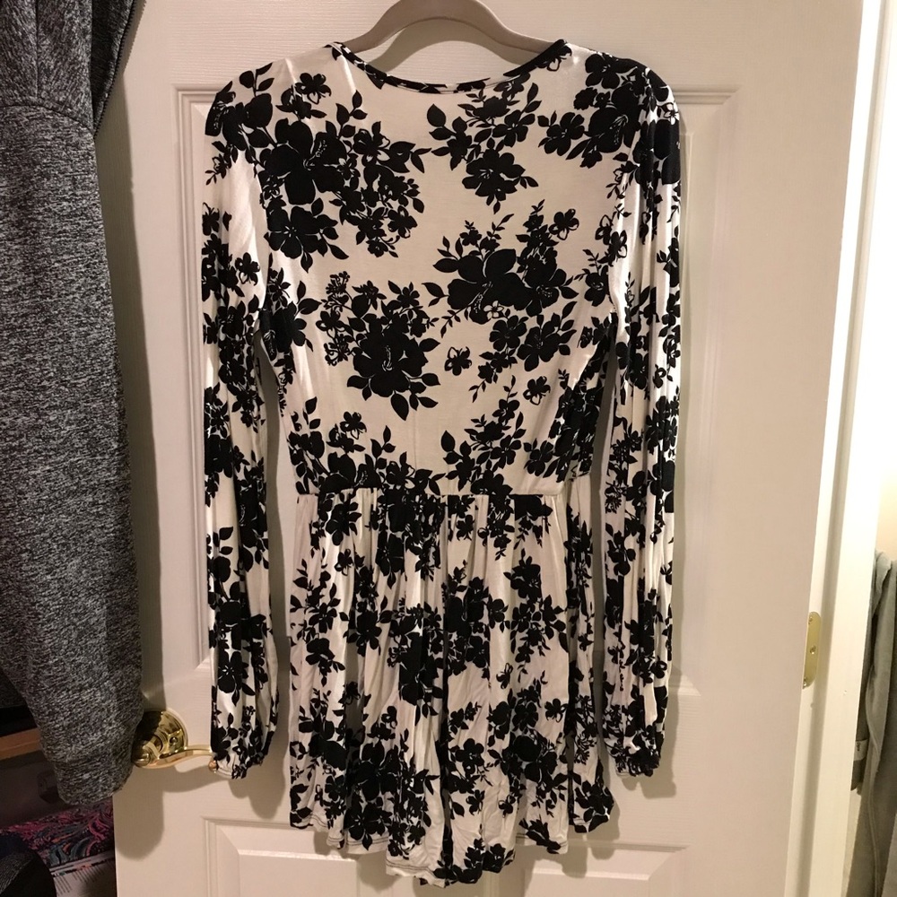 Black and White Floral Romper with Long Sleeves
